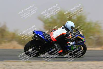 media/Mar-28-2022-Superbike Trackdays (Mon) [[b8603d0f67]]/Open Track Time/Turn 3 Inside/